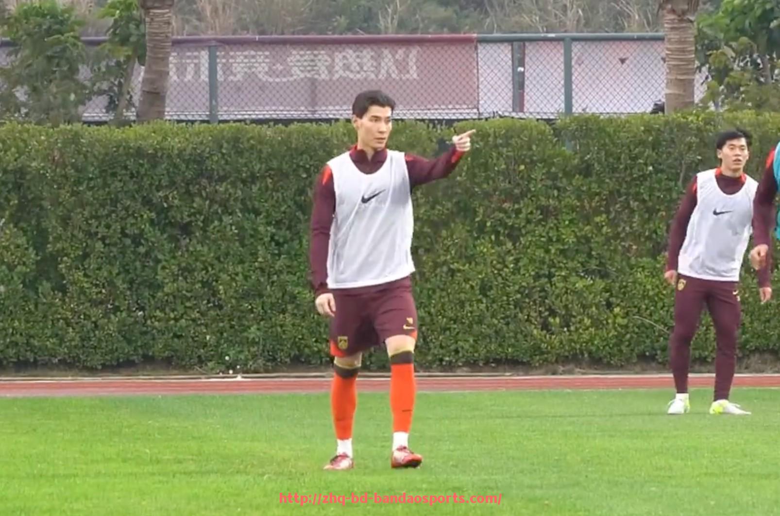 半岛体育-法甲夏训计划安排及球员状态调整策略